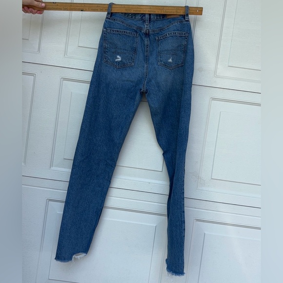 American Eagle Vintage High Rise Straight Leg Jeans 
Size US 00 Long - Picture 2 of 2